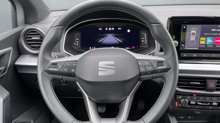 Ibiza Xcellence Navi SHZ VC Keyless LED 2xPDC
