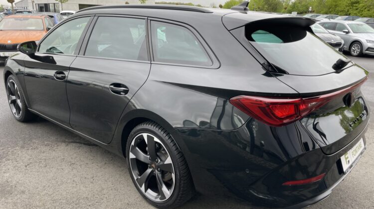 Leon Sportstourer 1.5TSI LED Keyless Navi SHZ