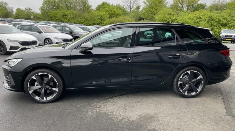 Leon Sportstourer 1.5TSI LED Keyless Navi SHZ