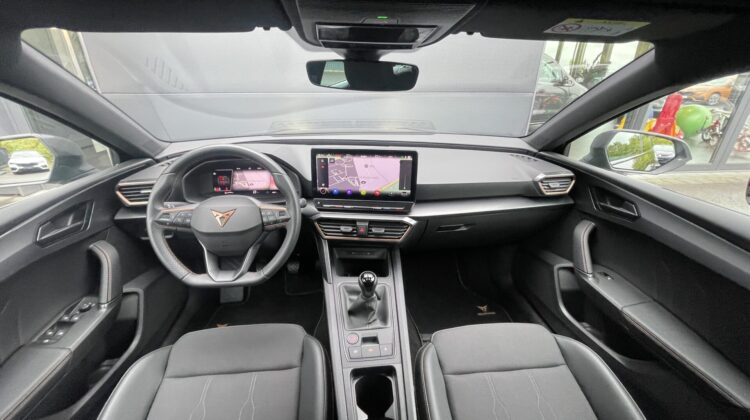 Leon Sportstourer 1.5TSI LED Keyless Navi SHZ