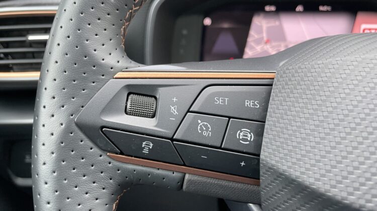 Leon Sportstourer 1.5TSI LED Keyless Navi SHZ