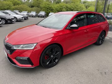 Octavia Combi RS HUD Matrix Keyless Pano