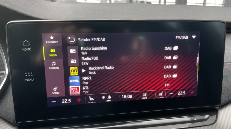 Octavia Combi RS HUD Matrix Keyless Pano
