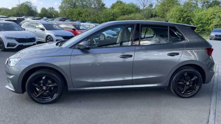 Fabia 1,0 Schalter Virtual Klima PDC LED Carplay