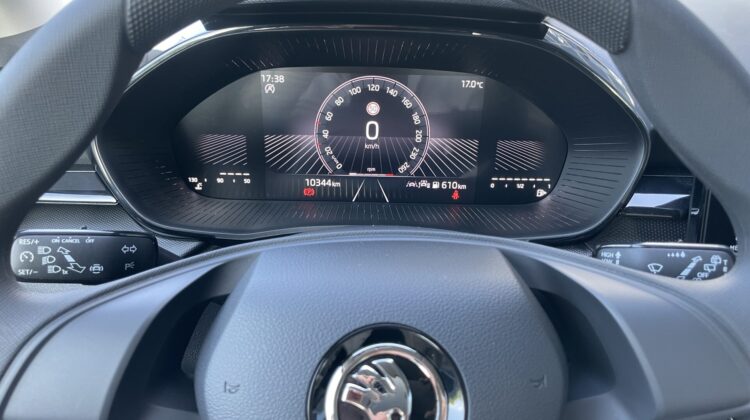 Fabia 1,0 Schalter Virtual Klima PDC LED Carplay