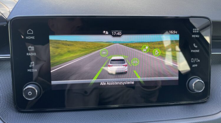 Fabia 1,0 Schalter Virtual Klima PDC LED Carplay