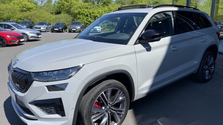 Kodiaq 2,0TSi RS Pano AHK Standhz 360°Canton DCC