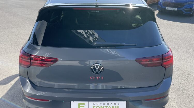 Golf VIII GTI Clubsport Akrapovic IQ-Light Pano