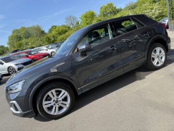 Q2 35 TFSI advanced Navi Kamera Keyless VC Lane