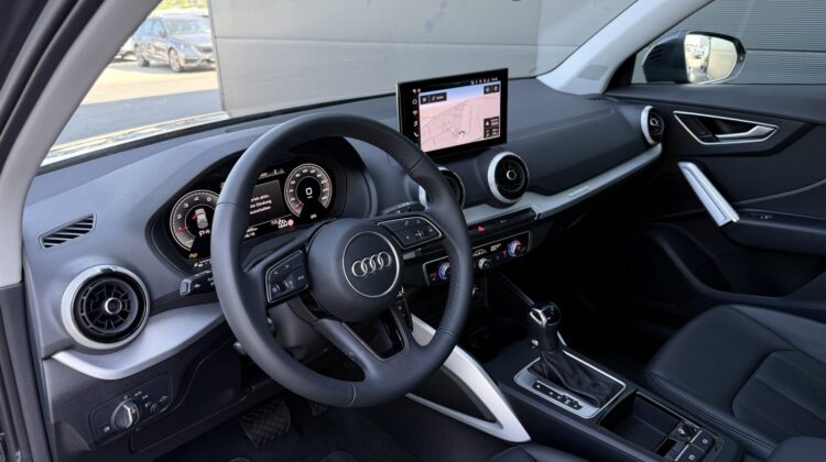 Q2 35 TFSI advanced Navi Kamera Keyless VC Lane