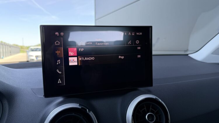 Q2 35 TFSI advanced Navi Kamera Keyless VC Lane