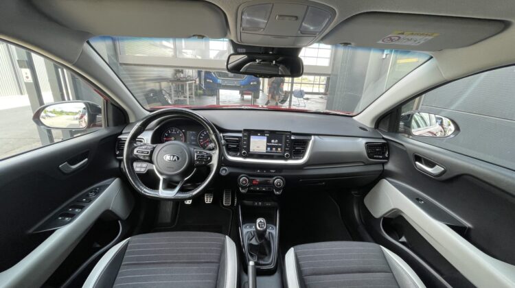 Stonic 1.0 Spirit 17″ Navi Kamera Keyless Sitzhz