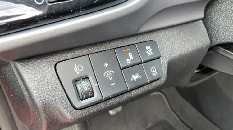 Stonic 1.0 Spirit 17″ Navi Kamera Keyless Sitzhz