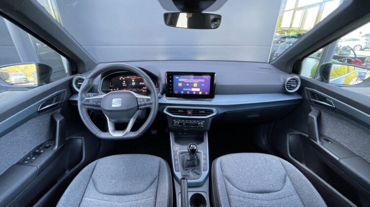 Arona 1,0TSi Xperience Schalter Navi LED Kamera