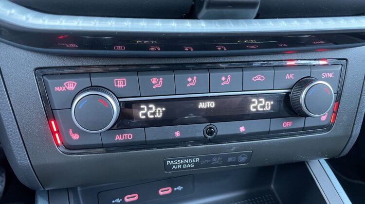 Arona 1,0TSi Xperience Schalter Navi LED Kamera