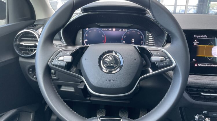 Fabia 1.0TSI Selection 16″Alu Matrix Keyless VC
