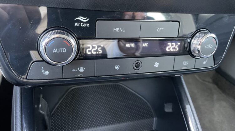 Fabia 1.0TSI Selection 16″Alu Matrix Keyless VC