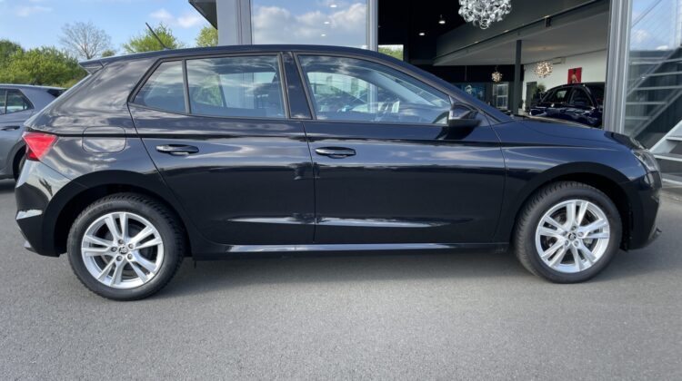 Fabia 1.0TSI Selection 16″Alu Matrix Keyless VC