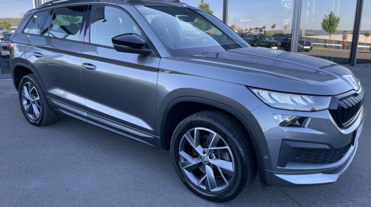 Kodiaq 2,0TSi Sportline 4×4 19″Pano AHK ACC Alc.