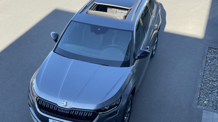 Kodiaq 2,0TSi Sportline 4×4 19″Pano AHK ACC Alc.