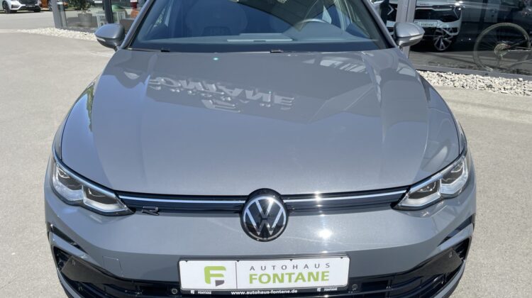 Golf VIII Lim. R-Line eTSI Kamera Keyless ACC