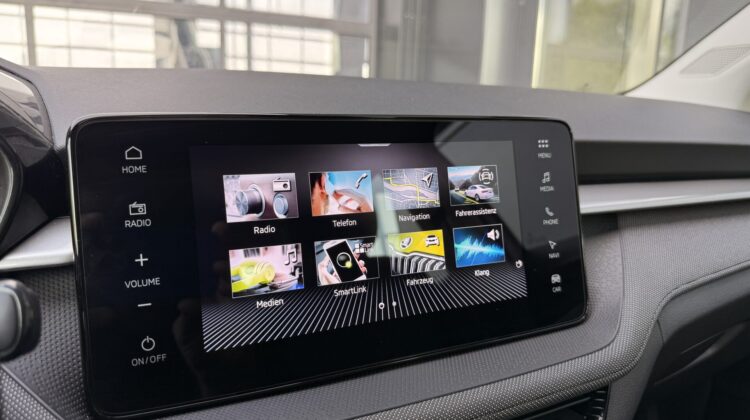 Fabia 1.0TSI Selection DSG 16″ Temp LED VC Navi