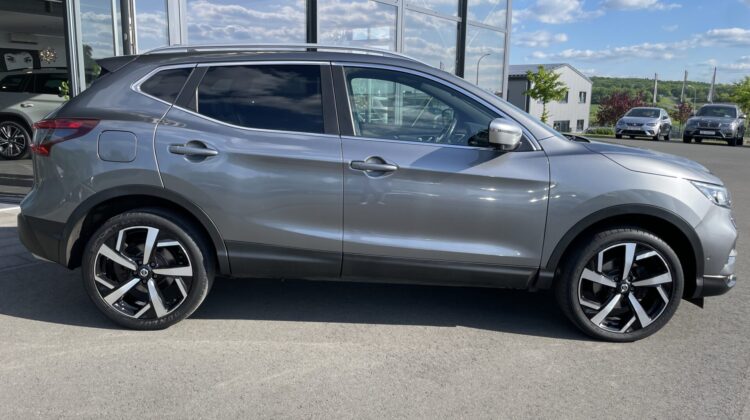 Qashqai Tekna+ Pano Leder Navi AHK 360°