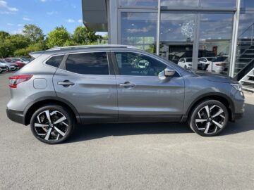Qashqai Tekna+ Pano Leder Navi AHK 360°