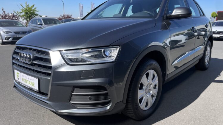 Q3 2,0TDi DSG quattro Navi Kamera PDC Xenon
