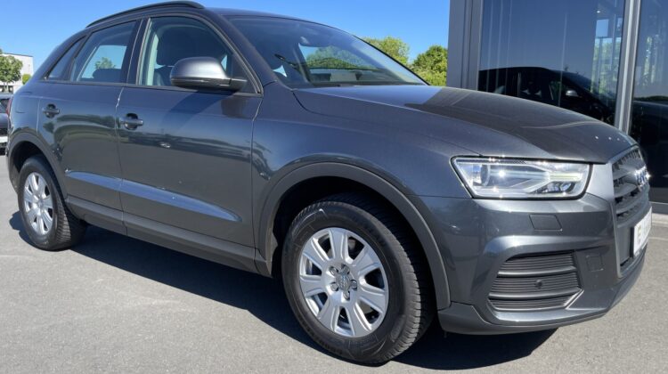 Q3 2,0TDi DSG quattro Navi Kamera PDC Xenon