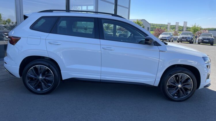 Karoq 2,0TDi Sportline 4×4 Standhz Keyless ACC