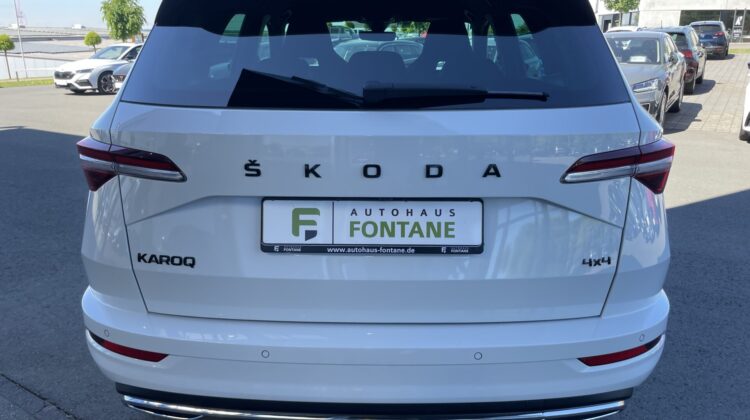 Karoq 2,0TDi Sportline 4×4 Standhz Keyless ACC