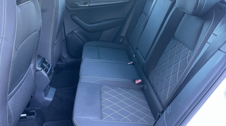 Karoq 2,0TDi Sportline 4×4 Standhz Keyless ACC