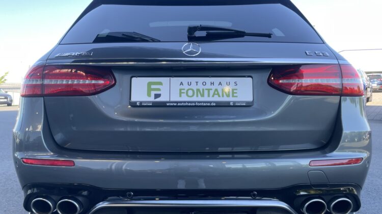 E 53 AMG T 4Matic+ AHK Pano Multibeam Widescreen