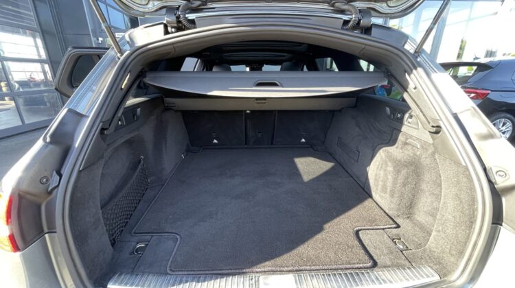 E 53 AMG T 4Matic+ AHK Pano Multibeam Widescreen
