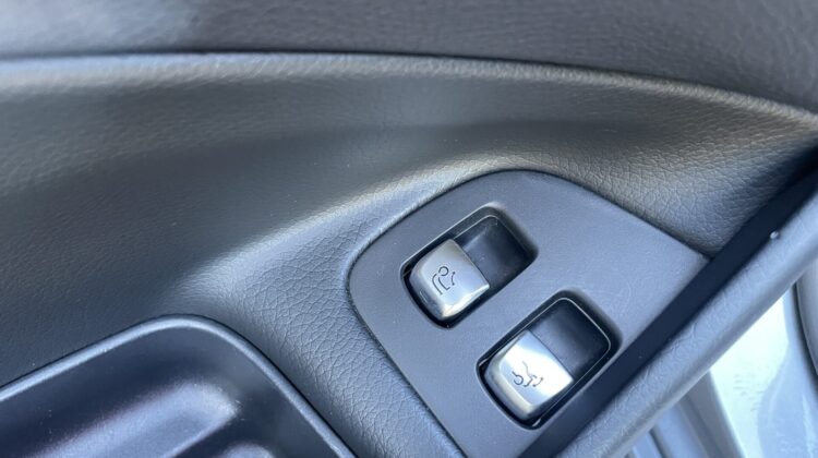 E 53 AMG T 4Matic+ AHK Pano Multibeam Widescreen