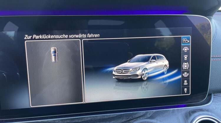 E 53 AMG T 4Matic+ AHK Pano Multibeam Widescreen