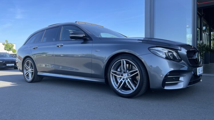 E 53 AMG T 4Matic+ AHK Pano Multibeam Widescreen