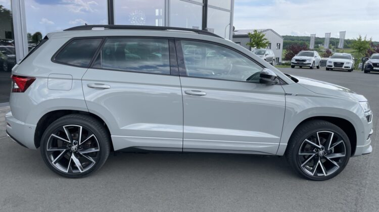Karoq 2,0TSi Sportline 4×4 Pano AHK Kamera Key