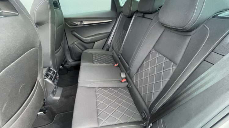 Karoq 2,0TSi Sportline 4×4 Pano AHK Kamera Key