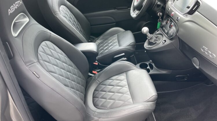 595 Turismo 17″ Vollleder Akra. Beats Xenon Navi