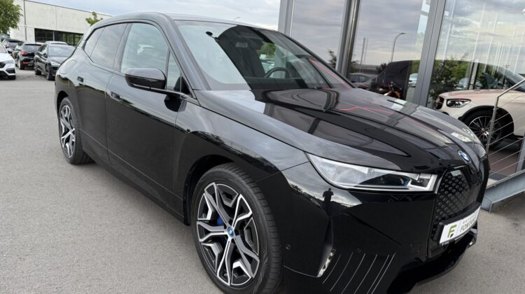 iX 40 xDrive Sport 22″ Alu AHK Harmann/Kar. DAP