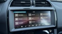 F-PACE AWD LEDER Navi AHK Kamera PDC