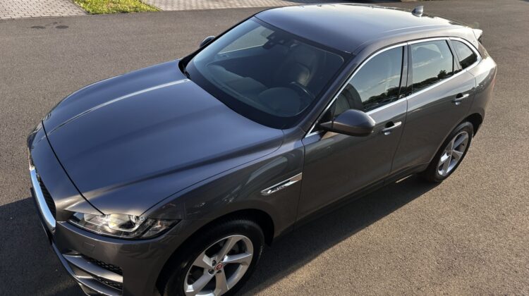 F-PACE AWD LEDER Navi AHK Kamera PDC
