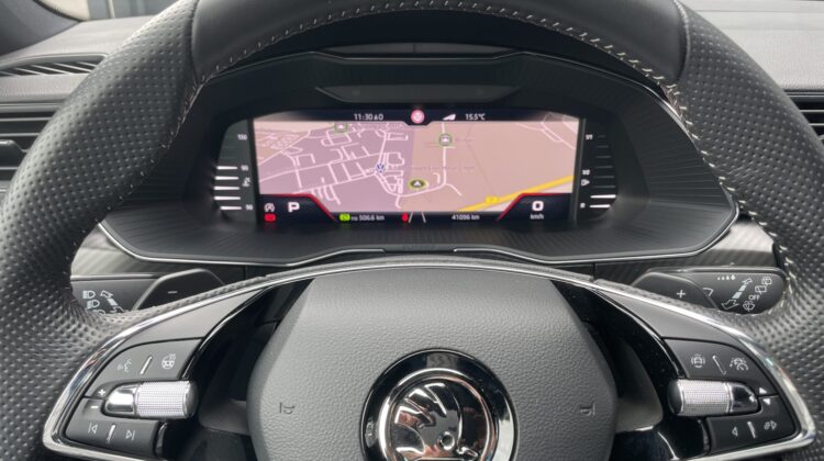 Superb Combi 2,0TSi Sportline 4×4 19″Columbus