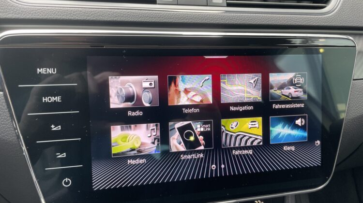 Superb Combi 2,0TSi Sportline 4×4 19″Columbus
