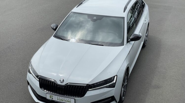 Superb Combi 2,0TSi Sportline 4×4 19″Columbus