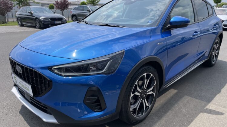 Focus Limo 1,5 TDCi Active X B&O Navi Apple Key