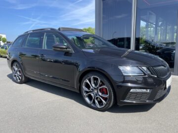 Octavia Combi 2,0TSi DSG RS Pano 19″Alcantara