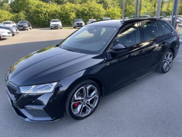 Octavia Combi 2,0TDi RS Leder Matrix Massage Key